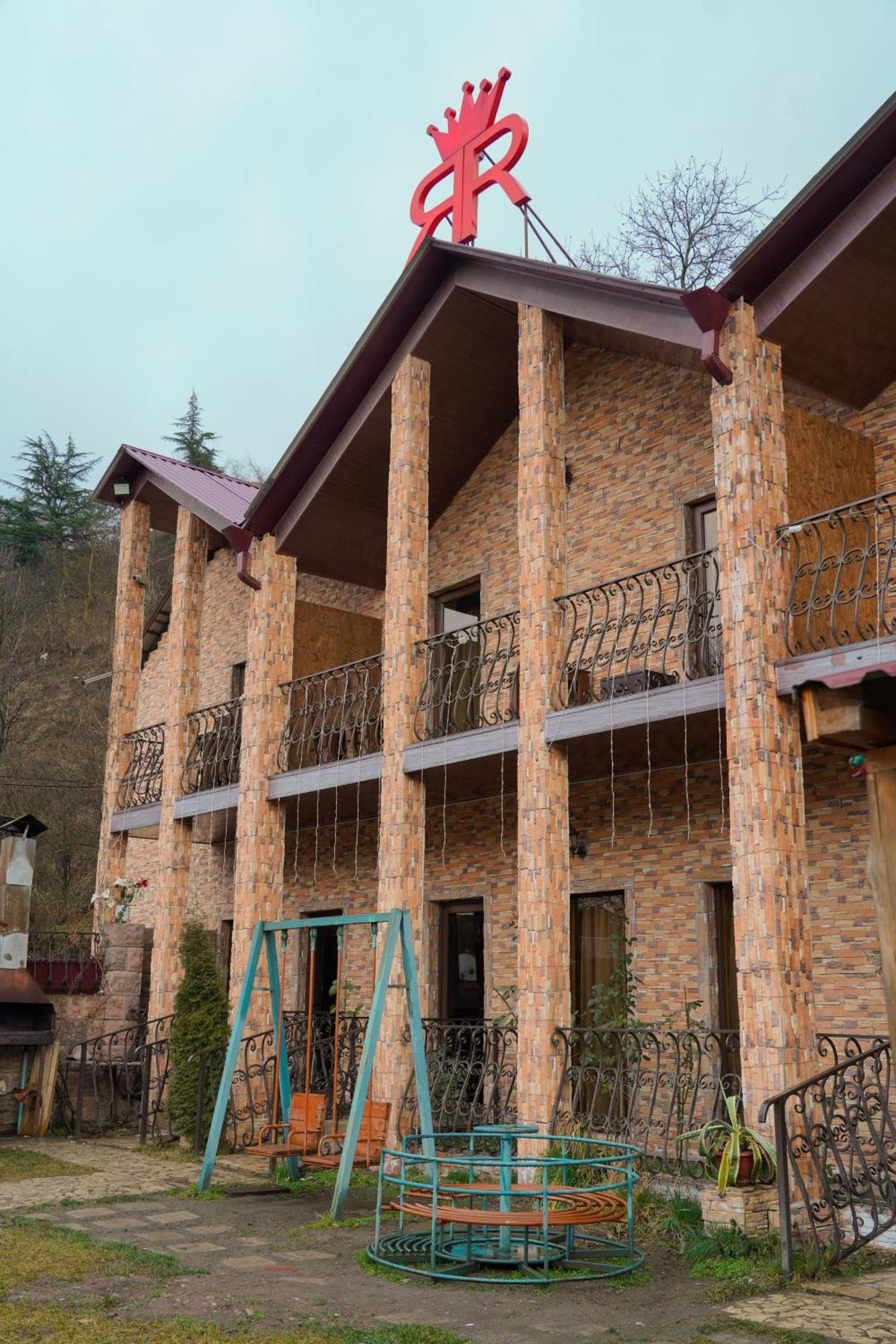 Royal Rest Townhouse Villa Dilijan Eksteriør billede